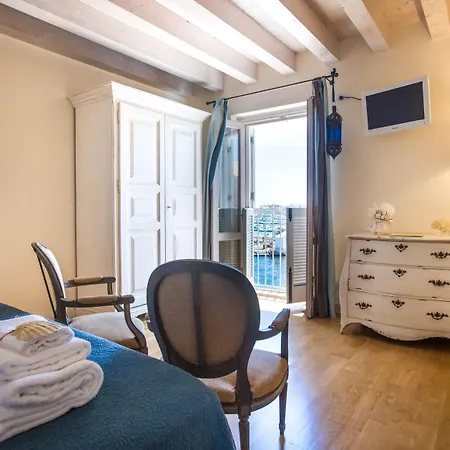 ムチャーラ シラクサ ホテル